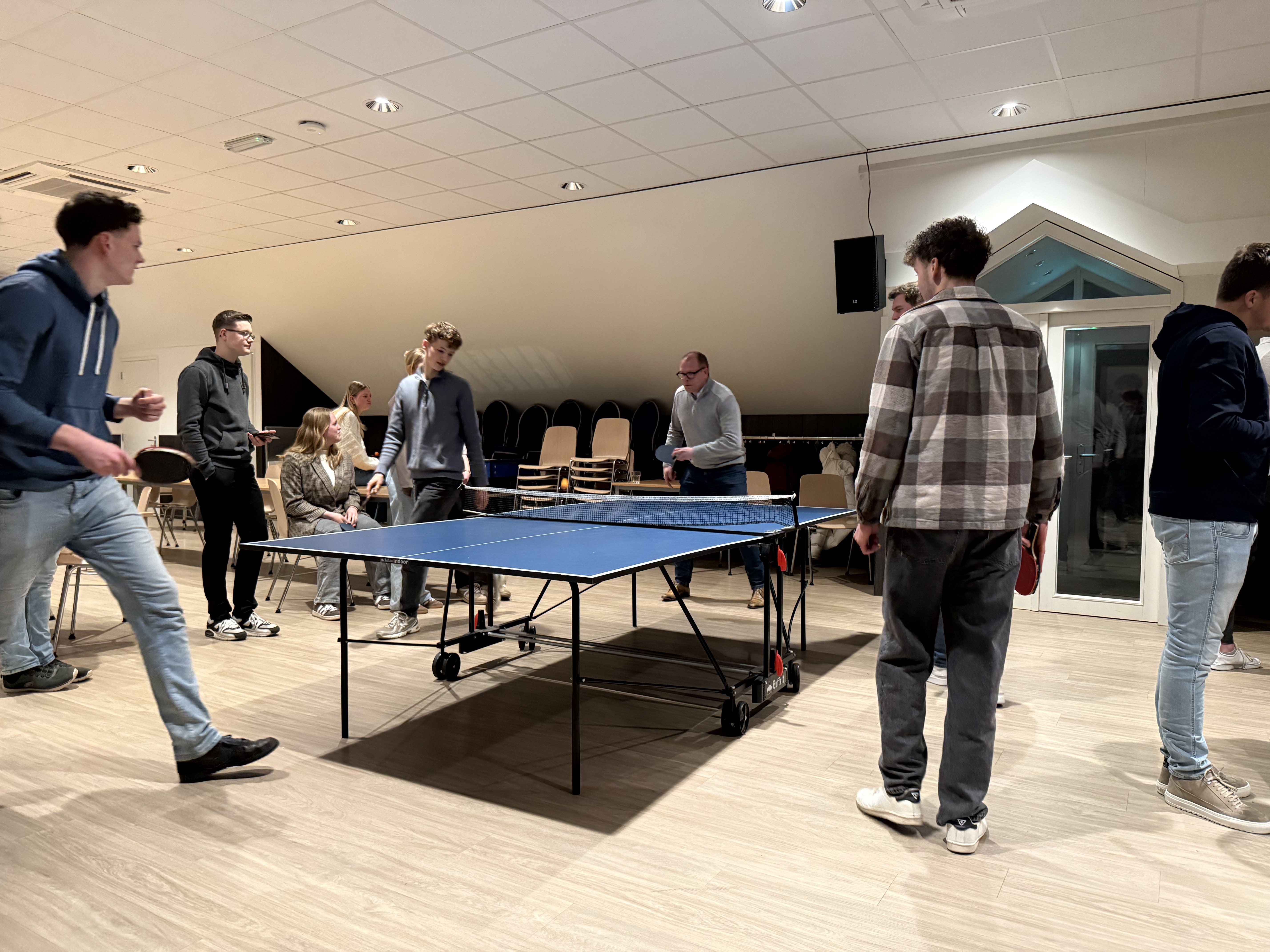 Tafeltennis tijdens de JV-avond